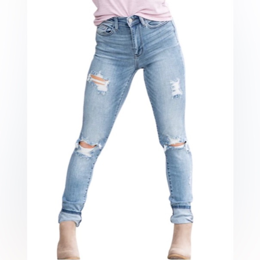 Judy Blue Skinny Fit Distressed/Destroyed Jeans
